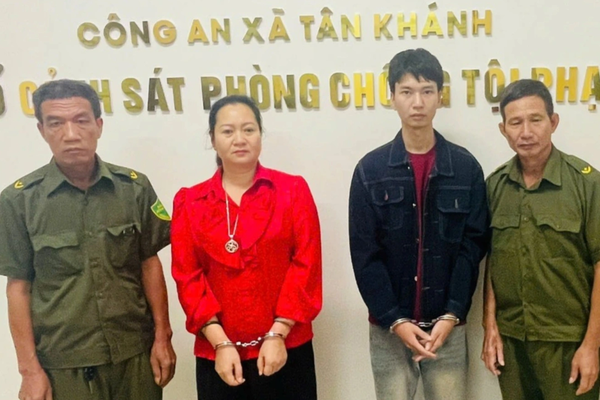 Khởi tố hai mẹ con dùng gậy, cán chổi đánh người phụ nữ mắc bệnh tâm thần