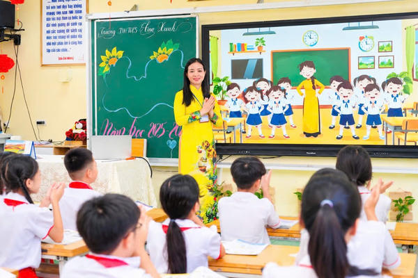 TP Quảng Ninh: Tinh gọn quản trị, nâng cao chất lượng giáo dục
TP Quảng Ninh: Tinh gọn quản trị, nâng cao chất lượng giáo dục