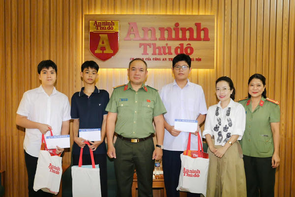 Những điểm tựa phía sau hành trình trưởng thành của con cán bộ Công an hy sinh Những điểm tựa phía sau hành trình trưởng thành của con cán bộ Công an hy sinh