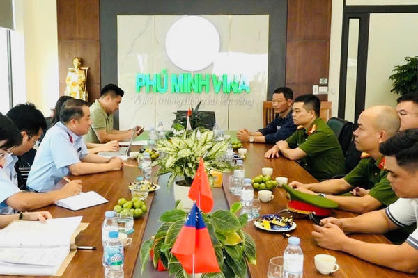 Chuyển toàn bộ hồ sơ vụ án vi phạm trong quản lý môi trường tại Công ty Phú Minh Vina sang Bộ Công an Chuyển toàn bộ hồ sơ vụ án vi phạm trong quản lý môi trường tại Công ty Phú Minh Vina sang Bộ Công an