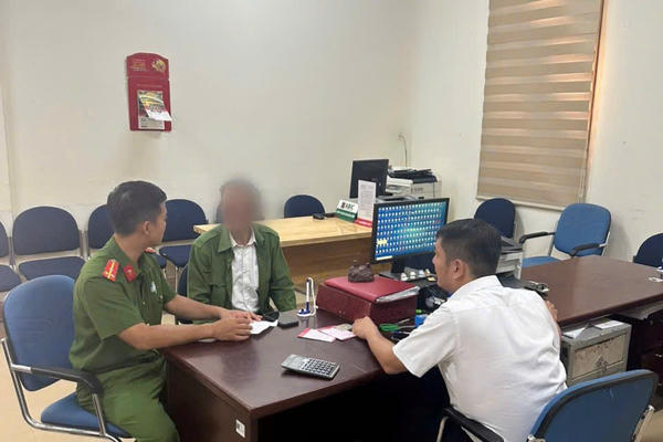 Cụ ông suýt mất 150 triệu đồng vì màn kịch “liên quan đường dây ma túy”
