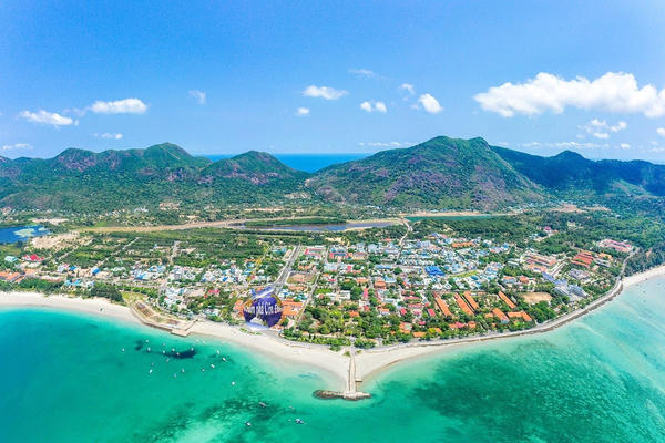 Bộ Nội vụ đồng ý đề xuất nâng vùng lương tối thiểu tại 7 tỉnh, thành