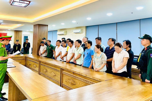 Công an Đà Nẵng bắt tạm giam nhóm đối tượng liên quan đến vụ án đưa, nhận, môi giới hối lộ