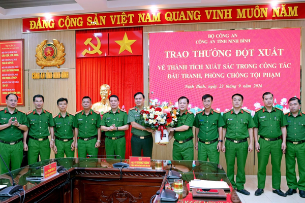 Khen thưởng lực lượng lập chiến công trong vụ bắt “Đức Cộng”