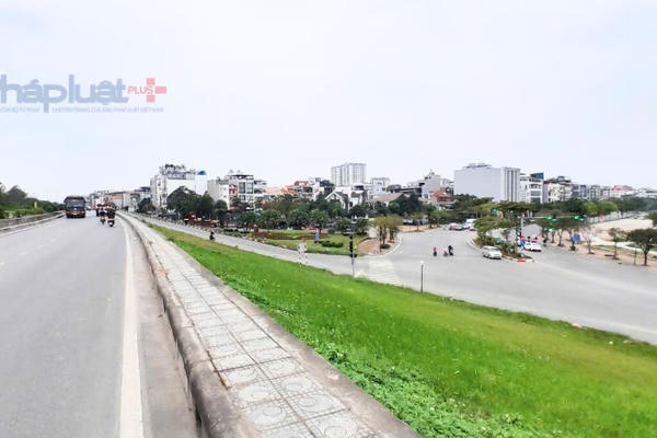 Hà Nội tạm đóng đoạn đường đê Long Biên - Xuân Quan để thi công cầu Trần Hưng Đạo Hà Nội tạm đóng đoạn đường đê Long Biên - Xuân Quan để thi công cầu Trần Hưng Đạo