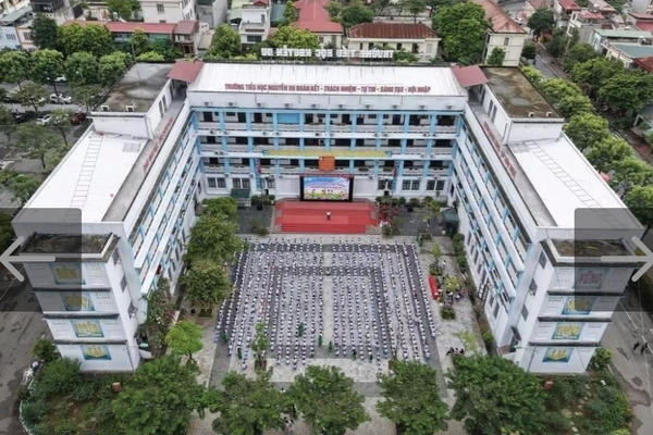 Lào Cai: Xác minh suất ăn học sinh có dấu hiệu bất thường