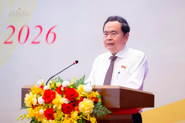 Không để gỡ một điểm nghẽn ở luật này lại tạo thêm một điểm nghẽn ở luật khác Không để gỡ một điểm nghẽn ở luật này lại tạo thêm một điểm nghẽn ở luật khác