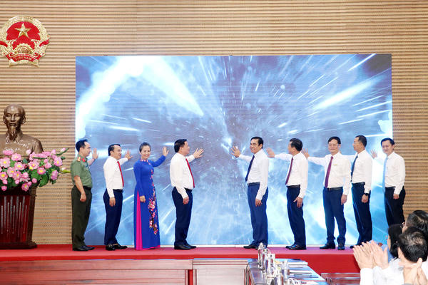 Nghệ An ra mắt, đưa vào vận hành thử nghiệm Kho dữ liệu dùng chung