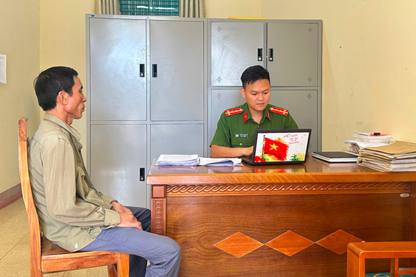 Khởi tố chủ cai thầu để công nhân tử vong ở Hưng Yên Khởi tố chủ cai thầu để công nhân tử vong ở Hưng Yên