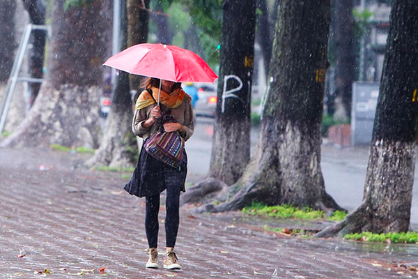 Miền Bắc chuẩn bị đón đợt không khí lạnh đầu mùa, cảnh báo to đến rất to tại nhiều địa phương