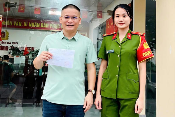 Nhận hơn 1,7 tỷ đồng chuyển nhầm vào tài khoản, người đàn ông tại Hà Tĩnh tìm cách hoàn trả Nhận hơn 1,7 tỷ đồng chuyển nhầm vào tài khoản, người đàn ông tại Hà Tĩnh tìm cách hoàn trả