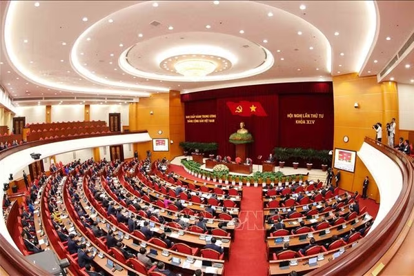 Thông tin về ngày làm việc thứ ba Hội nghị lần thứ tư Ban Chấp hành Trung ương Đảng 