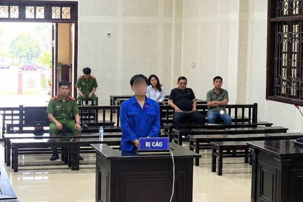 Lĩnh 12 năm tù vì dựng chuyện có thể ‘lo’ thủ tục đất đai