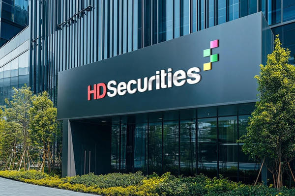 Chứng khoán HD muốn đưa ông Philipp Roesler vào Hội đồng quản trị và điều chỉnh kế hoạch IPO