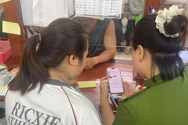 Nhơn Trạch đẩy mạnh chuyển đổi số, nâng cao chất lượng phục vụ người dân Nhơn Trạch đẩy mạnh chuyển đổi số, nâng cao chất lượng phục vụ người dân