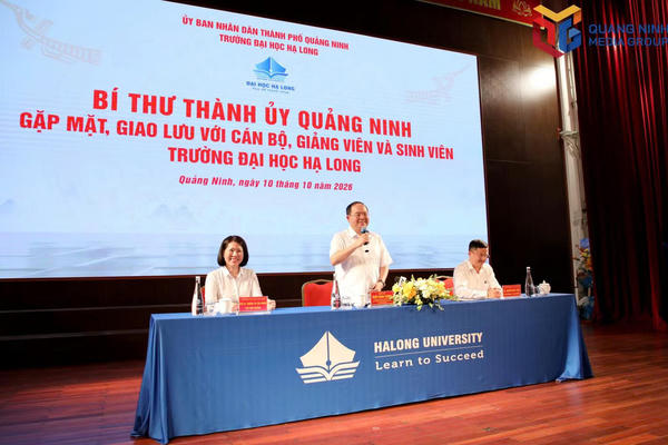Quảng Ninh chú trọng đào tạo nhân lực chất lượng cao, thu hút sinh viên gắn bó lâu dài