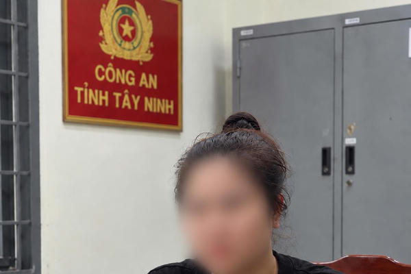 Dựng chuyện cha bệnh nặng, lừa người yêu chuyển gần 1 tỷ đồng