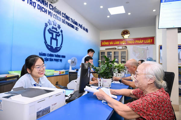 Thành lập Ban Tổ chức Cuộc thi “Tìm kiếm ý tưởng, giải pháp Cải cách hành chính trên địa bàn thành phố Hà Nội lần thứ 3 - năm 2026”.