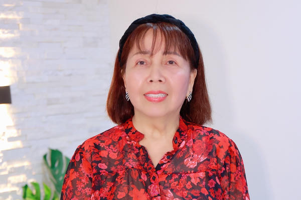 Nữ doanh nhân ngoài 70 tuổi và hành trình sẻ chia những giọt nước sạch đến với cộng đồng Nữ doanh nhân ngoài 70 tuổi và hành trình sẻ chia những giọt nước sạch đến với cộng đồng