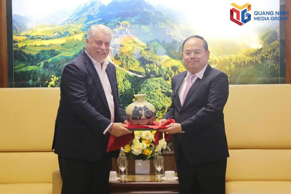 Quảng Ninh thu hút nhà đầu tư phát triển tổ hợp năng lượng, dữ liệu và AI