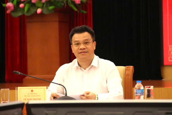 Bộ Xây dựng thông báo về quy định giữ khoảng cách an toàn trên cao tốc
