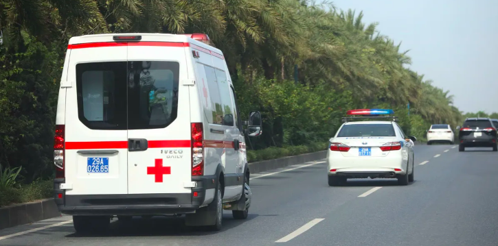 CSGT Hà Nội kịp thời dẫn đường đưa bệnh nhân nguy kịch đến bệnh viện cấp cứu
CSGT Hà Nội kịp thời dẫn đường đưa bệnh nhân nguy kịch đến bệnh viện cấp cứu
