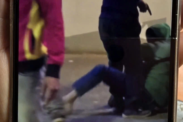 Công an xác minh vụ tài xế xe công nghệ bị nhóm người hành hung