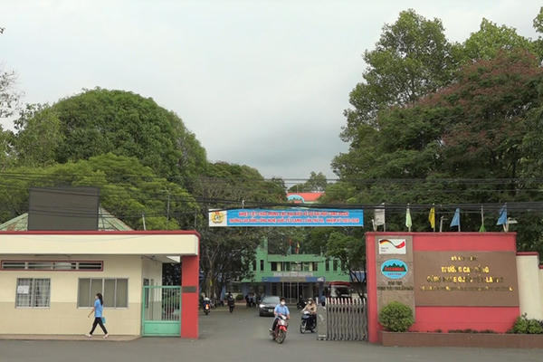 Thông tin “xe khách giả mạo chở sinh viên đến biên giới Campuchia” là bịa đặt