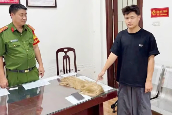 Dùng ảnh giả trên ứng dụng hẹn hò, nam thanh niên chuốc rượu để trộm iPhone