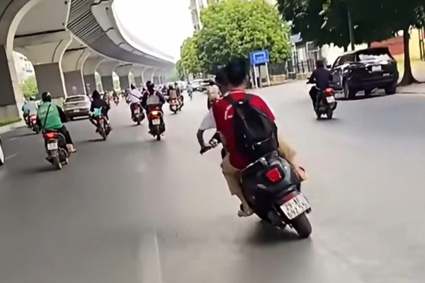 Giao xe máy điện cho con chưa đủ tuổi, người mẹ bị phạt 9 triệu đồng