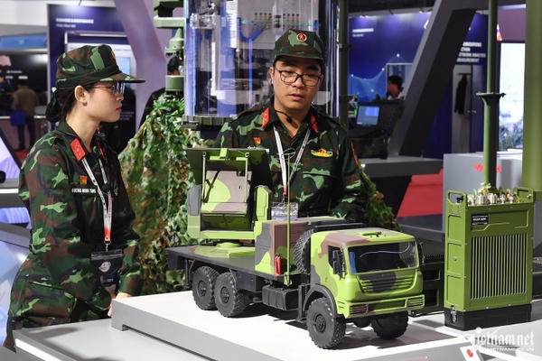 Chính phủ sửa quy định đầu tư kinh doanh trang thiết bị, công nghệ chuyên dùng quốc phòng, an ninh
