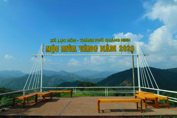 Lễ hội mùa vàng rực rỡ với ruộng bậc thang, trải nghiệm văn hóa các dân tộc Tày - Dao - Sán Chỉ Lễ hội mùa vàng rực rỡ với ruộng bậc thang, trải nghiệm văn hóa các dân tộc Tày - Dao - Sán Chỉ