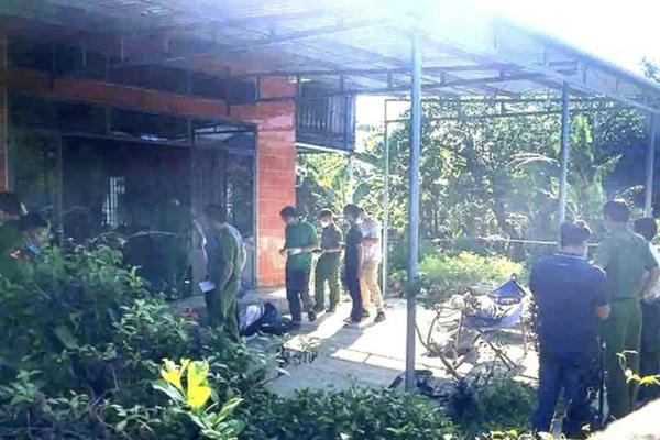 Cháy nhà lúc rạng sáng ở Gia Lai, hai cha con tử vong thương tâm Cháy nhà lúc rạng sáng ở Gia Lai, hai cha con tử vong thương tâm