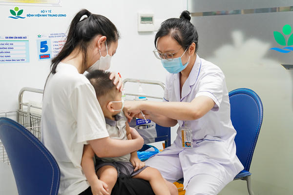 Tiến sĩ Bệnh viện Nhi Trung ương lý giải việc bệnh não mô cầu có tỷ lệ mắc thấp nhưng vẫn dễ xảy ra bùng phát
