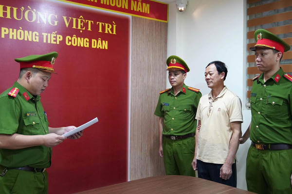 Vụ khởi tố Bí thư, Chủ tịch xã ở Phú Thọ: Bắt thêm 1 bị can Vụ khởi tố Bí thư, Chủ tịch xã ở Phú Thọ: Bắt thêm 1 bị can