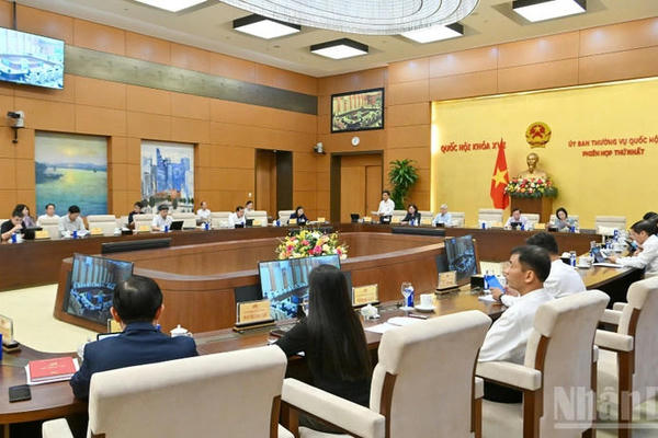 Tập trung giải quyết các kiến nghị của cử tri, bảo đảm chất lượng, đúng lộ trình Tập trung giải quyết các kiến nghị của cử tri, bảo đảm chất lượng, đúng lộ trình