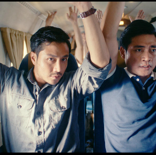 Điểm tin Showbiz 07/10: 'Tử chiến trên không' ra mắt MV 'Hy vọng’