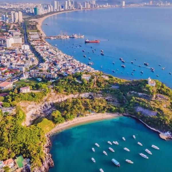 Khánh Hòa hướng tới là trung tâm phát triển kinh tế biển, có hơn 5 triệu dân vào năm 2050