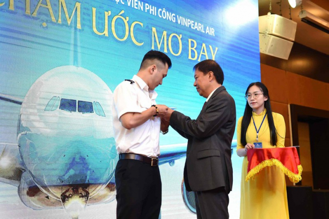 Vì sao Vingroup bất ngờ dừng dự án hàng không? - Ảnh 3