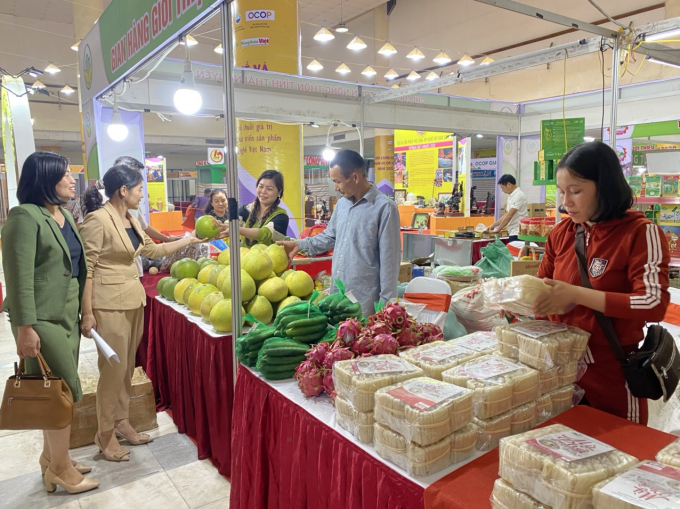 Hội chợ Làng nghề và sản phẩm OCOP Việt Nam năm 2020