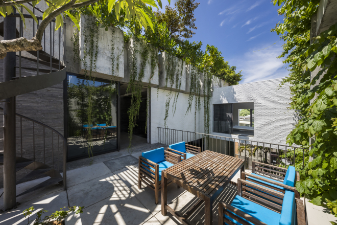 Thiết kế của Võ Trọng Nghĩa được báo Mỹ ca ngợi là 