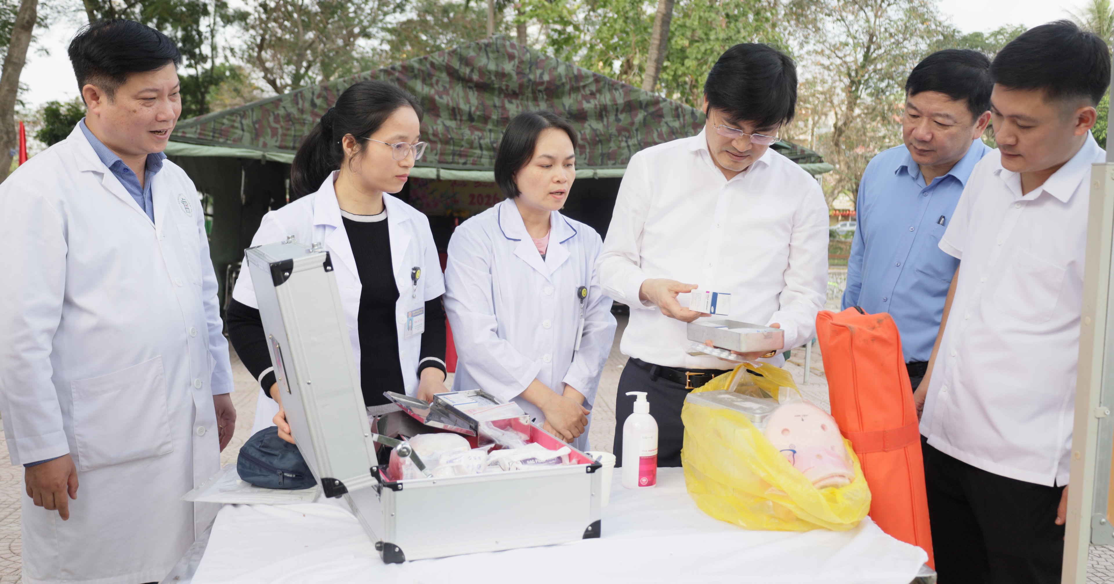 Đảm bảo công tác y tế phục vụ bắn pháo hoa Tết Nguyên đán Bính Ngọ