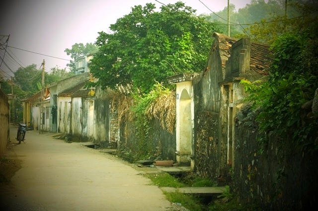 Làng[-]cổ[-]trăm[-]tuổi[-]nức[-]tiếng[-]xứ[-]Thanh