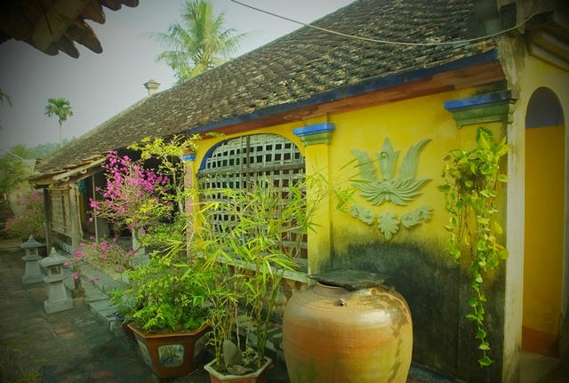 Làng[-]cổ[-]trăm[-]tuổi[-]nức[-]tiếng[-]xứ[-]Thanh