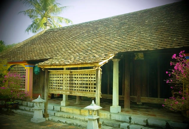 Làng[-]cổ[-]trăm[-]tuổi[-]nức[-]tiếng[-]xứ[-]Thanh