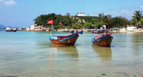 Ngắm cảnh đẹp tuyệt vời trên biển Đầm Môn