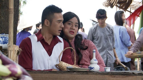 "Ải mỹ nhân": Thúy Diễm đòi lột áo, cào mặt bồ nhí Lương Thế Thành - 3