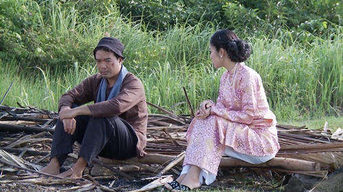 "Ải mỹ nhân": Thúy Diễm đòi lột áo, cào mặt bồ nhí Lương Thế Thành - 10