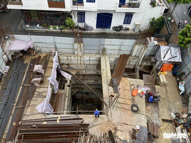 Nh&agrave; phố c&oacute; đến 4 tầng hầm thời điểm đang x&acirc;y dựng hầm - Ảnh: Quang Thế &nbsp;