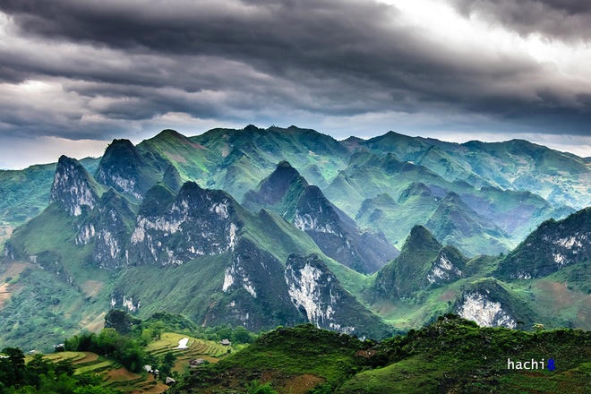 Kết quả hình ảnh cho Cao nguyên đá Đồng Văn – Huyền bí một màu đá xám